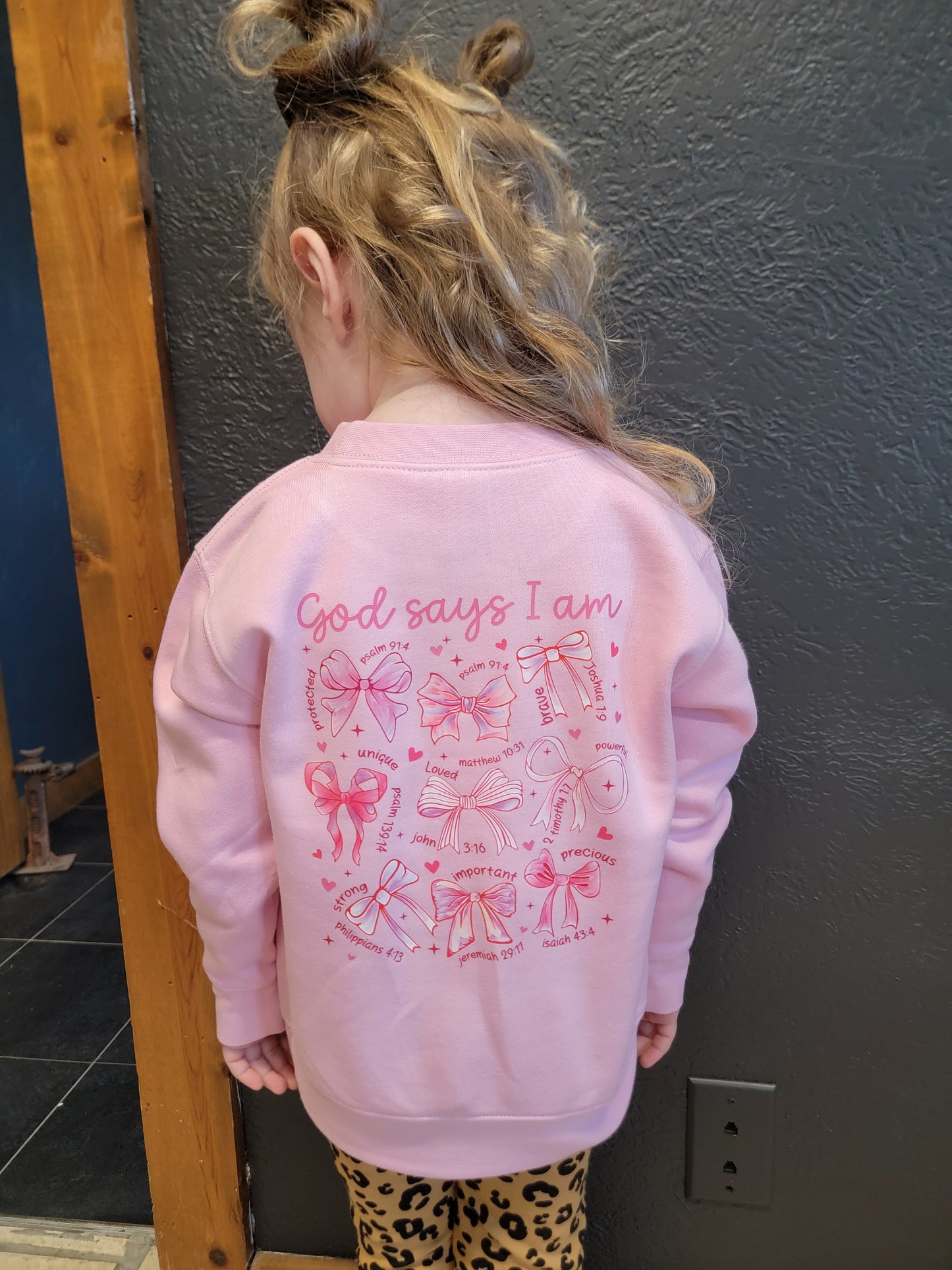 GOD SAYS I AM... (bow)